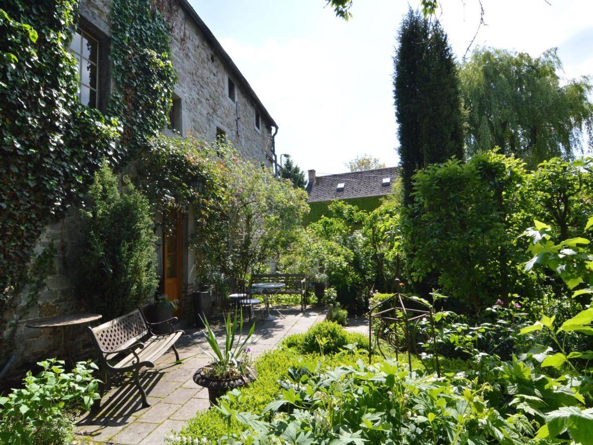 Enchanting Cottage With Terrace Garden Hamoir ภายนอก รูปภาพ