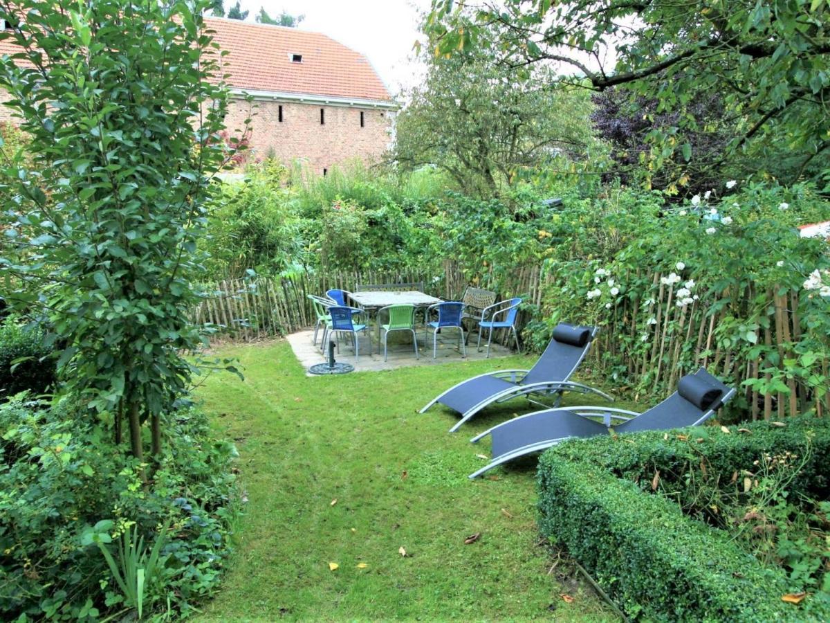 Enchanting Cottage With Terrace Garden Hamoir ภายนอก รูปภาพ